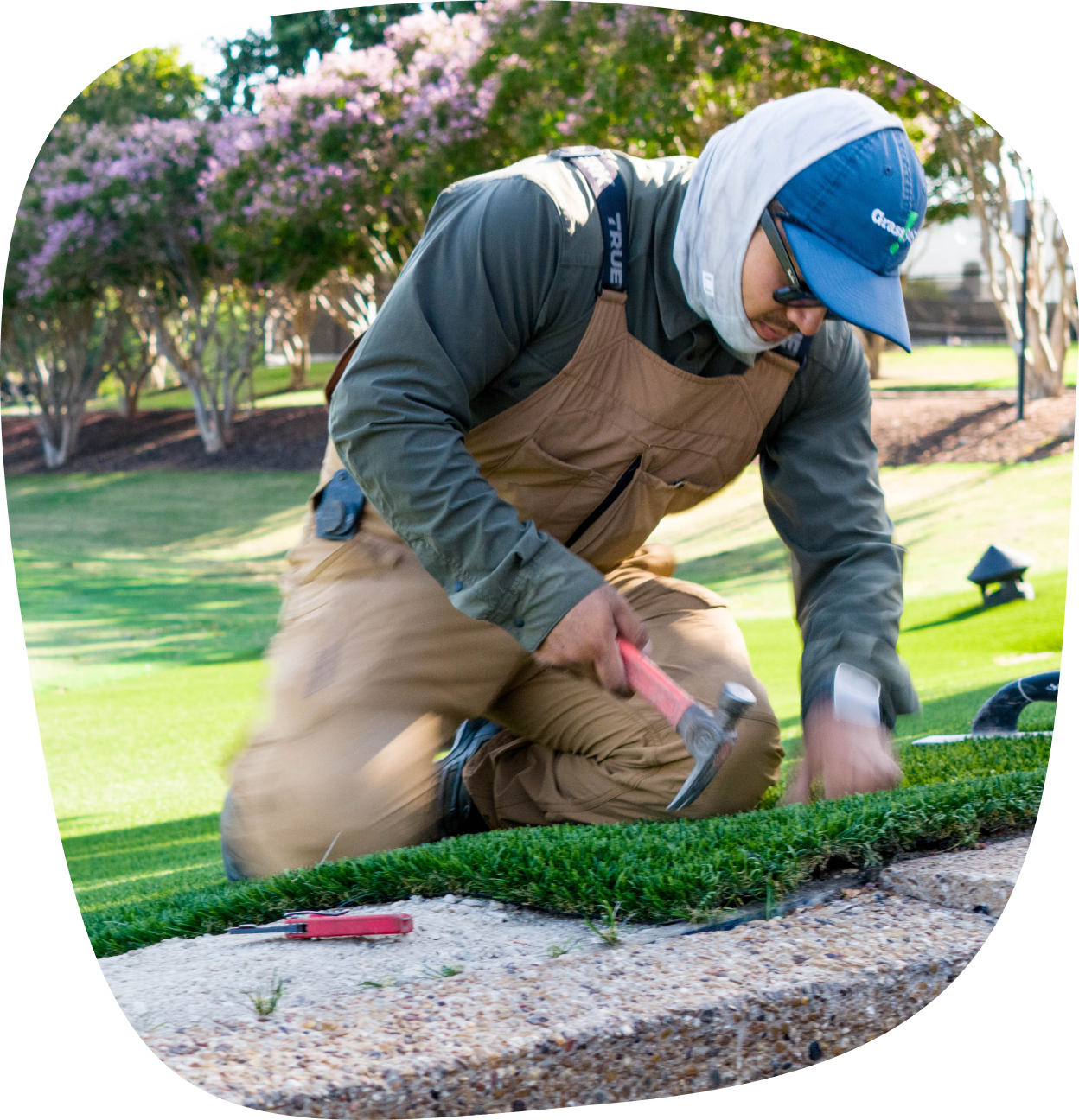 Grass365's professional installation teams possess the tools and expertise for prompt and efficient synthetic grass installation.