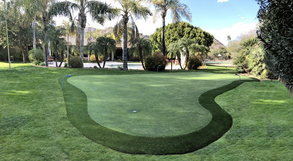 Grass365 offers synthetic grass for golf courses and putting greens.