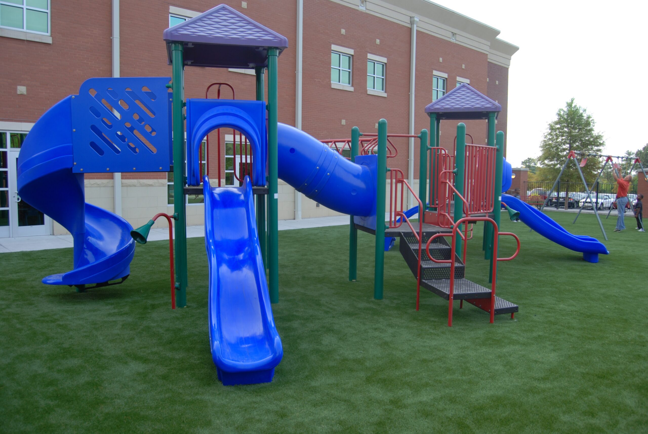 Grass365 offers synthetic grass for playgrounds.
